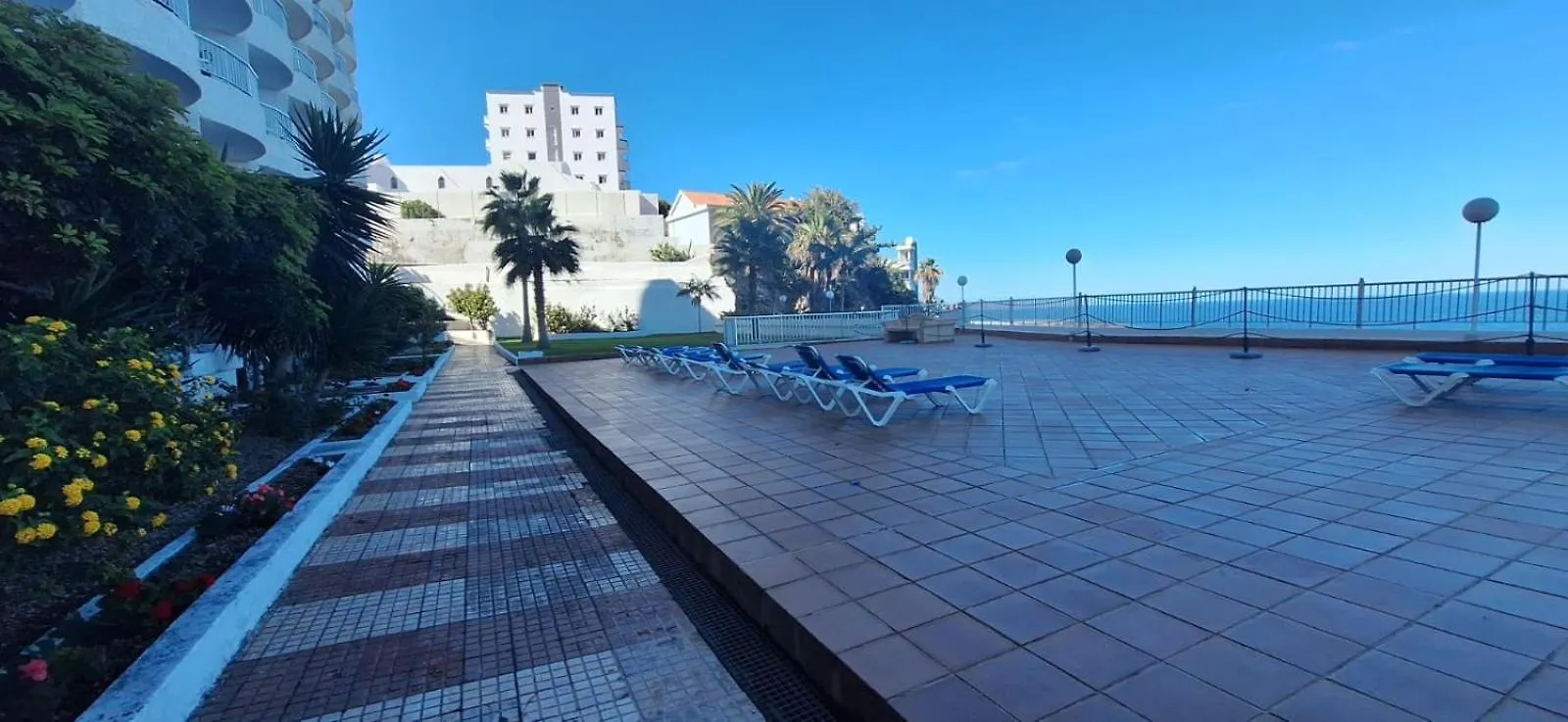 이코드레로스비노스 Playa Monis 1 아파트